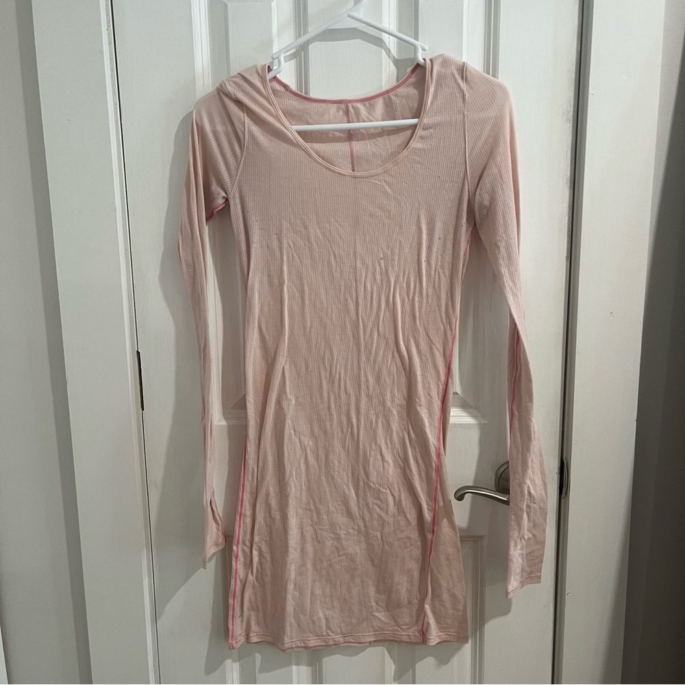 Lululemon Athletica Pink Fitted Long Sleeve